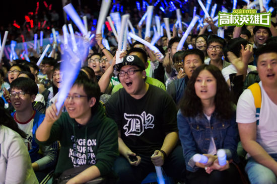 【赛后战报】复仇成功！战况跌宕起伏FPX最终2比1战胜EDG