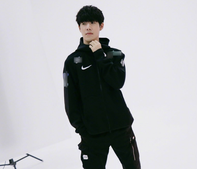 RA官宣：原UP辅助选手Jwei正式加入队伍