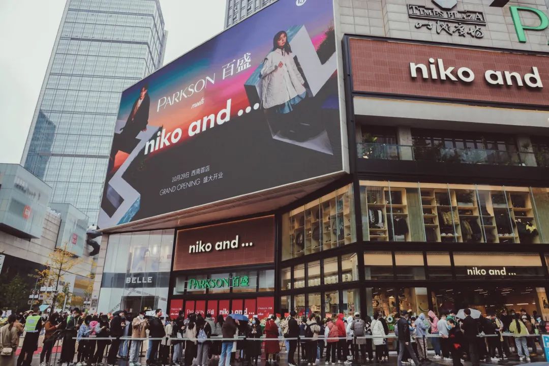 Hope谈斯莫德热度下滑：前期比较弱 对手会逼团让他发挥不了作用